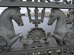 Detal balustrady mostu Błagowieszczeńskiego