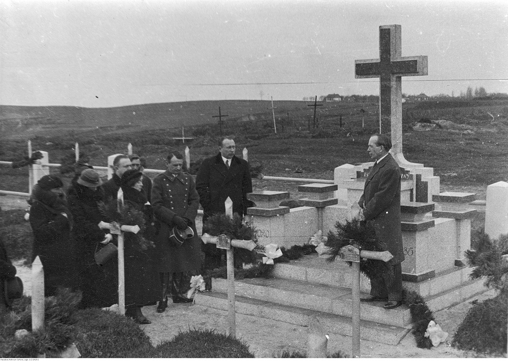 1935 r., uroczystość poświęcenia kwatery żołnierzy polskich na cmentarzu Bajkowa w Kijowie (NAC)