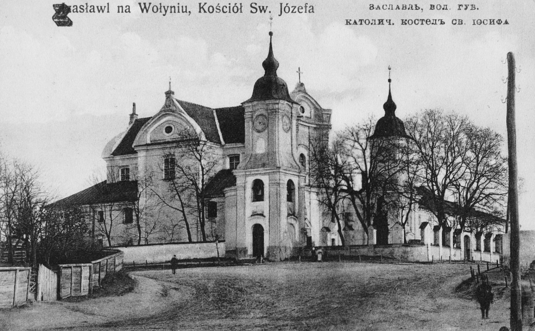 Zasław, kościół Misjonarzy, pocztówka z fotografią z 1905 r., domena publiczna
