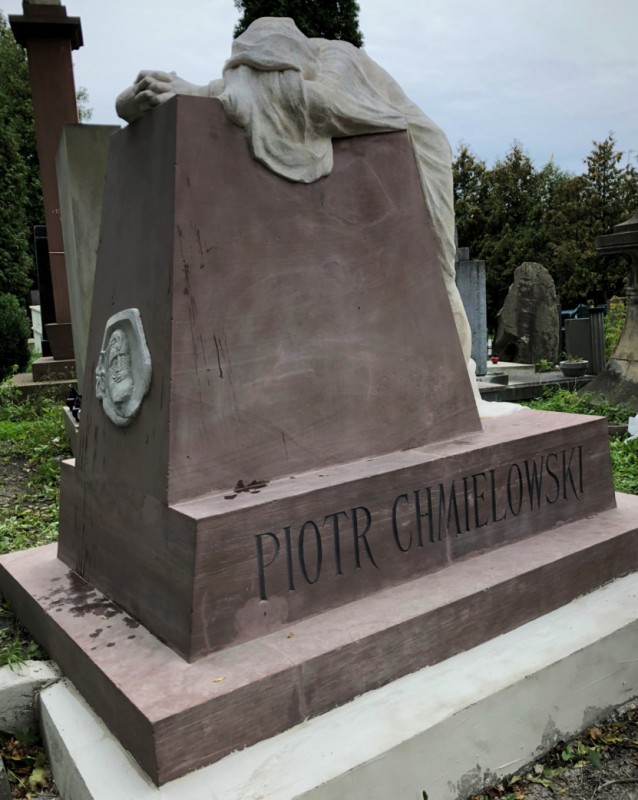 Cmentarz Łyczakowski - Nagrobek Piotra Chmielowskiego w trakcie prac restauratorskich, Instytut POLONIKA