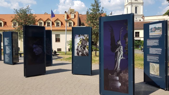 Otwórz zdjęcie Wystawa „Rossa. Wileńska nekropolia” w Wilnie | Instytut POLONIKA
