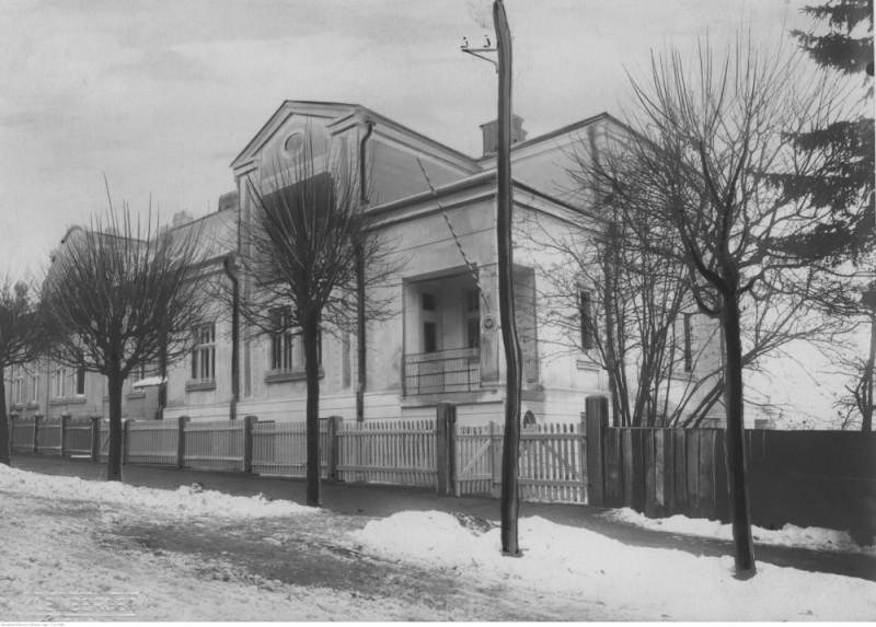 Czerniowce – siedziba Konsulatu RP z 1939 r., Instytut POLONIKA