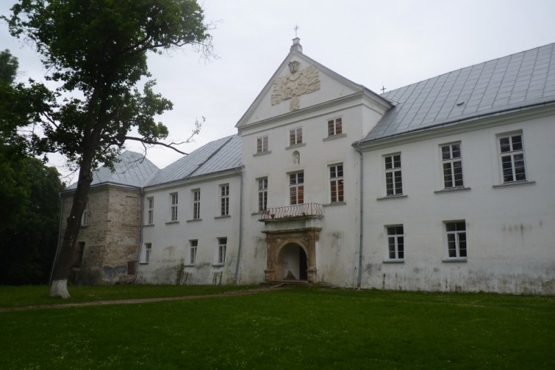 Otwórz galerię (10 fotografii) Zamek i pałac w Jazłowcu | Instytut