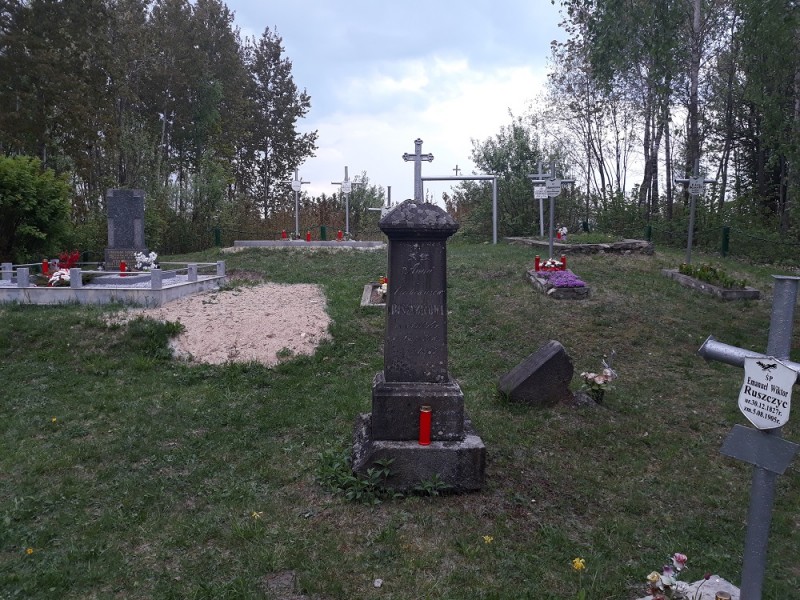 Rodzinny cmentarz Ruszczyców w Bohdanowie