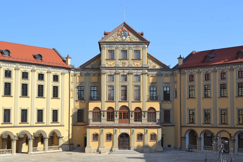 Zamek Radziwiłłów w Nieświeżu (Wikimedia)