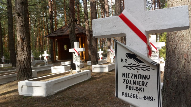 Otwórz galerię (24 fotografii) Polski Lasek k. Kostiuchnówki (Ukraina) – cmentarz żołnierzy Legionów Polskich