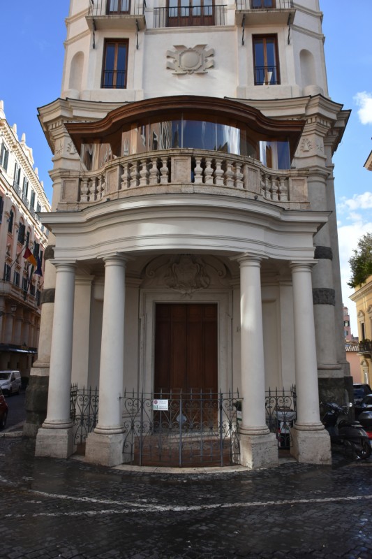 Otwórz galerię (10 fotografii) Tempietto Marii Kazimiery urokliwy barokowy portyk z loggią
