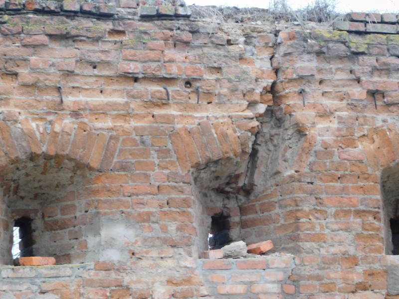Renowacja i rewaloryzacja murów klasztoru w Berdyczowie, Instytut POLONIKA