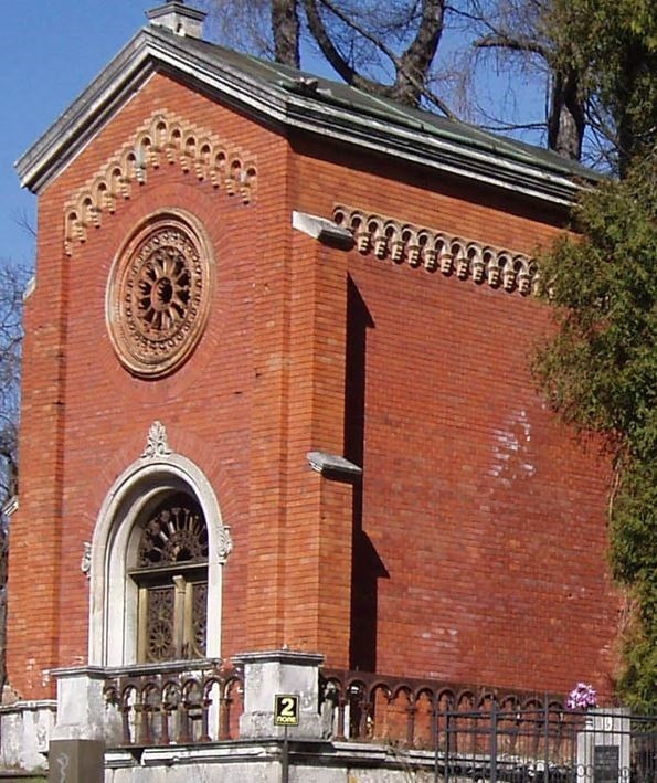 Kaplica Krzeczunowiczów - widoczne zawilgocenie ścian 