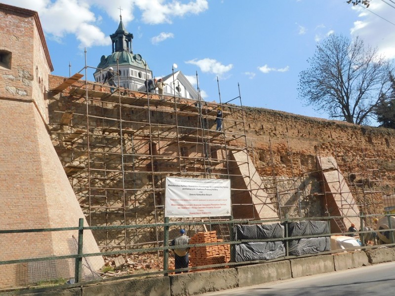 Otwórz galerię (17 fotografii) Renowacja i rewaloryzacja murów klasztoru w Berdyczowie, Instytut POLONIKA