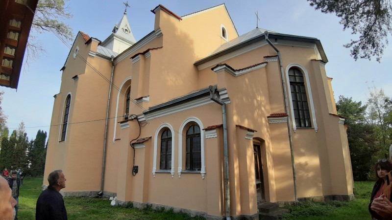 Otwórz galerię (10 fotografii) Prace remontowo-konserwatorskie w kościele pw. Chrystusa Króla w Kutach, Instytut POLONIKA
