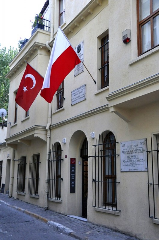 Widok domu, w którym zmarł Adam Mickiewicz, fot. ze zbiorów Muzeum Adama Mickiewicza w Stambule- Instytut POLONIKA