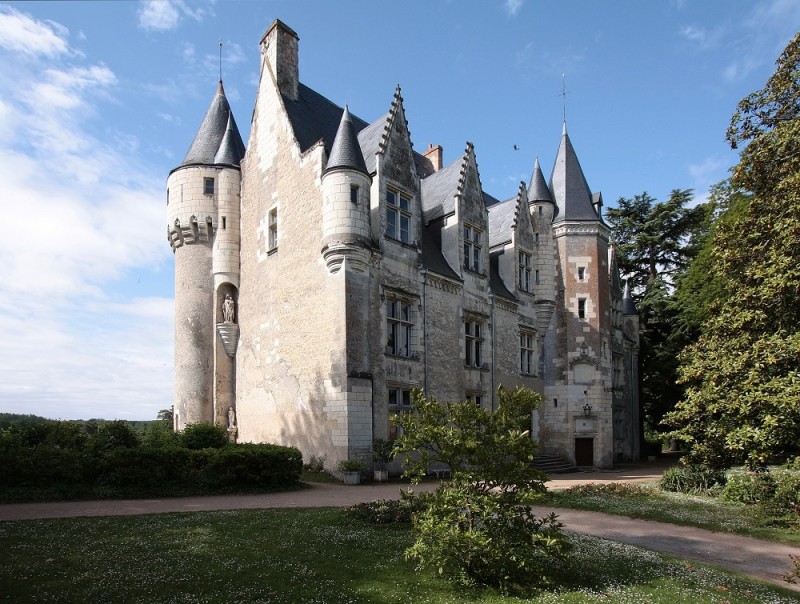 Widok na zamek w Montrésor | Instytut POLONIKA