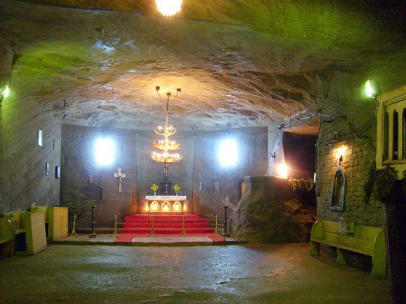 Otwórz galerię (11 fotografii) Kaplica św. Barbary w kopalni soli w Kaczyce |