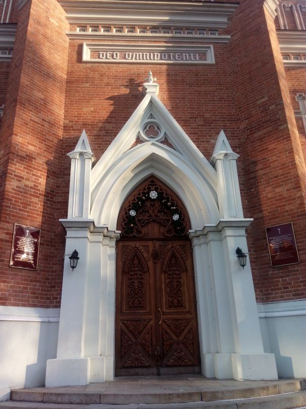 Katedra Wniebowzięcia Najświętszej Maryi Panny w Charkowie - widok zewnętrzny