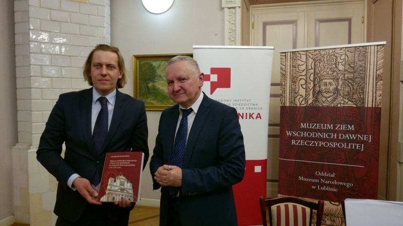 Otwórz galerię (17 fotografii) Spotkanie autorskie z dr. Stanisławem Kłosowskim