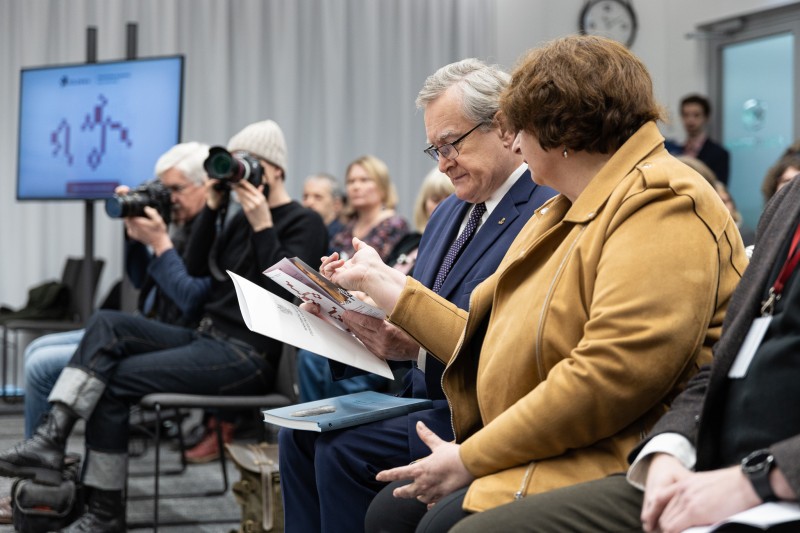 Otwórz galerię (13 fotografii) polonika konferencja baza polonikow 20230306 03