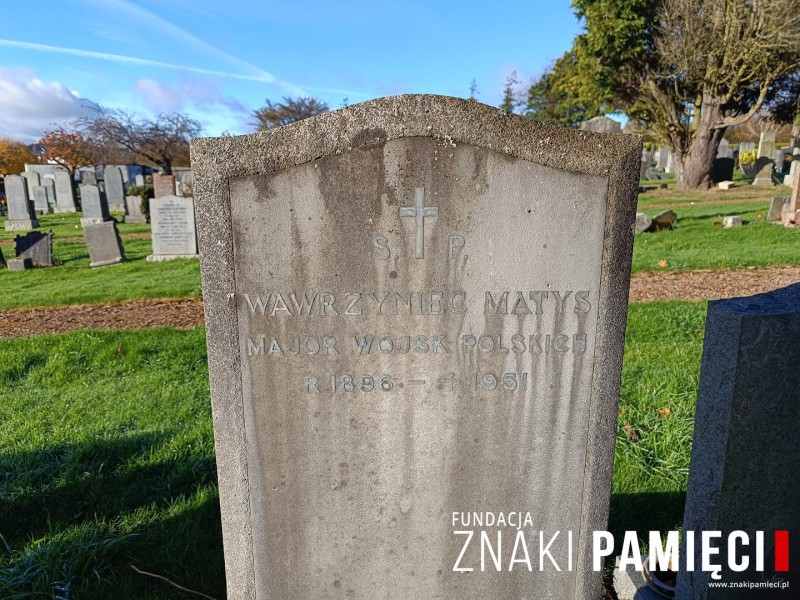 Otwórz galerię (6 fotografii) hayfield1